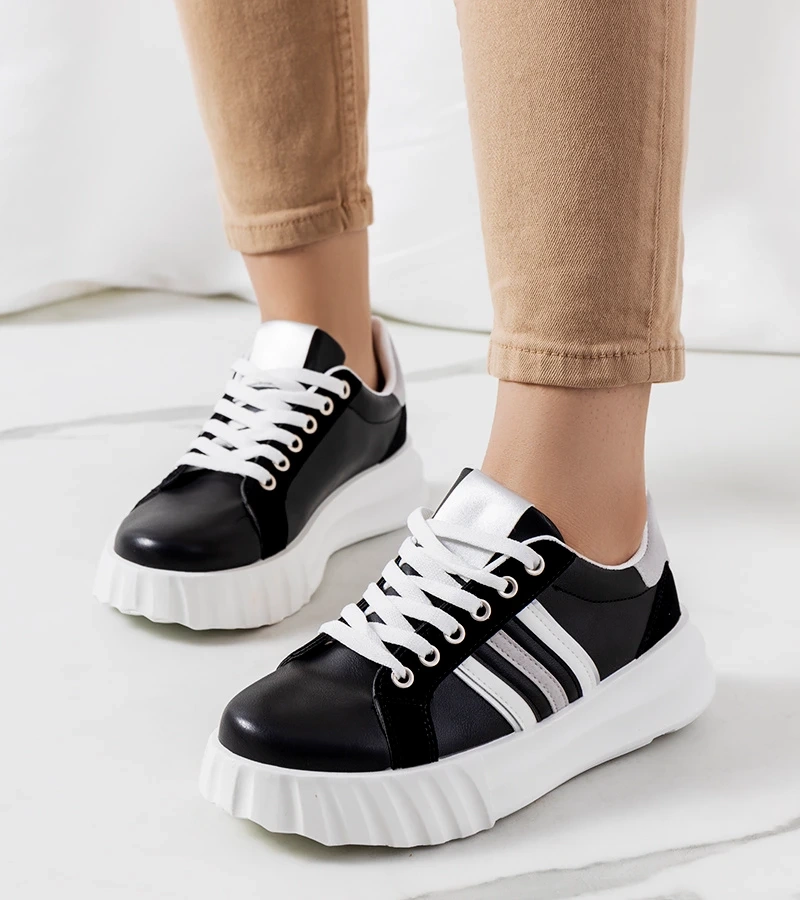 Čierne tenisky na platforme značky Prinsep