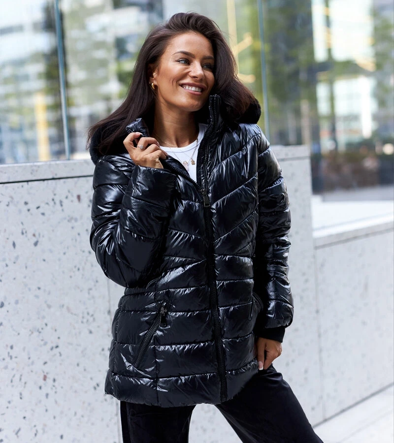 Čierna bunda s odnímateľnou kapucňou Spezia