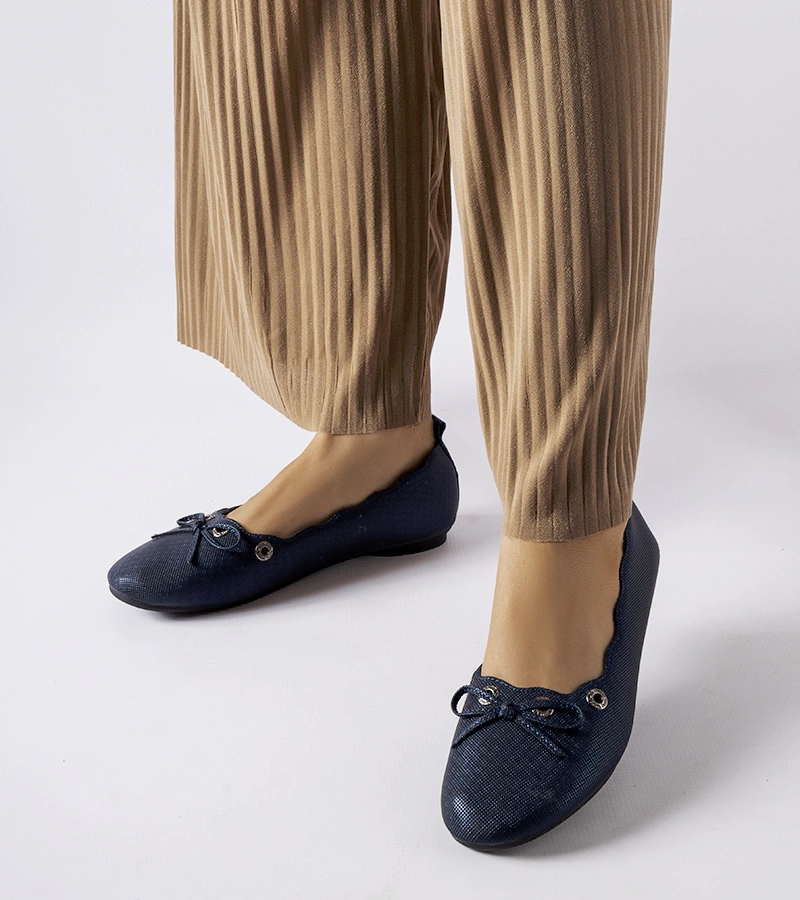 Tmavomodré baleríny Toft