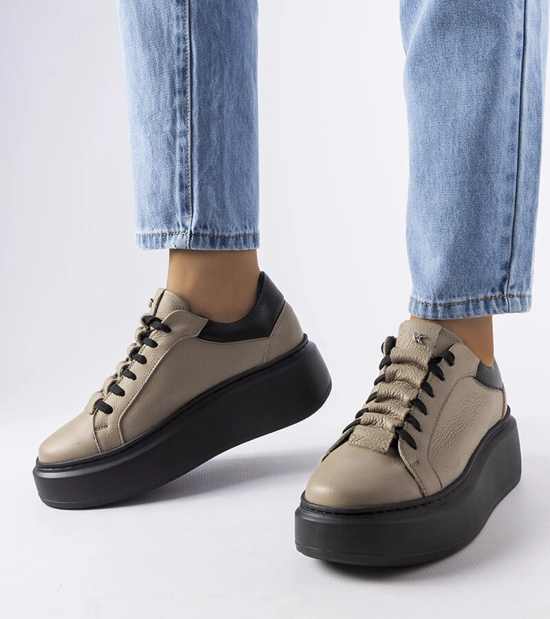 Tmavobéžové kožené tenisky Karino