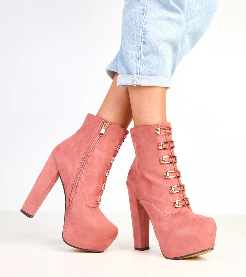 Ružové členkové topánky na podpätku s platformou so zlatými ozdobami Antall