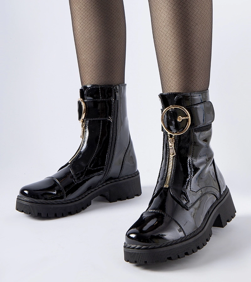 Čierne lakované zateplené trapery Classe