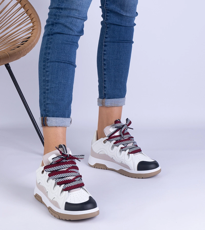 Dámske biele tenisky s dekoratívnym šnurovaním Grejs