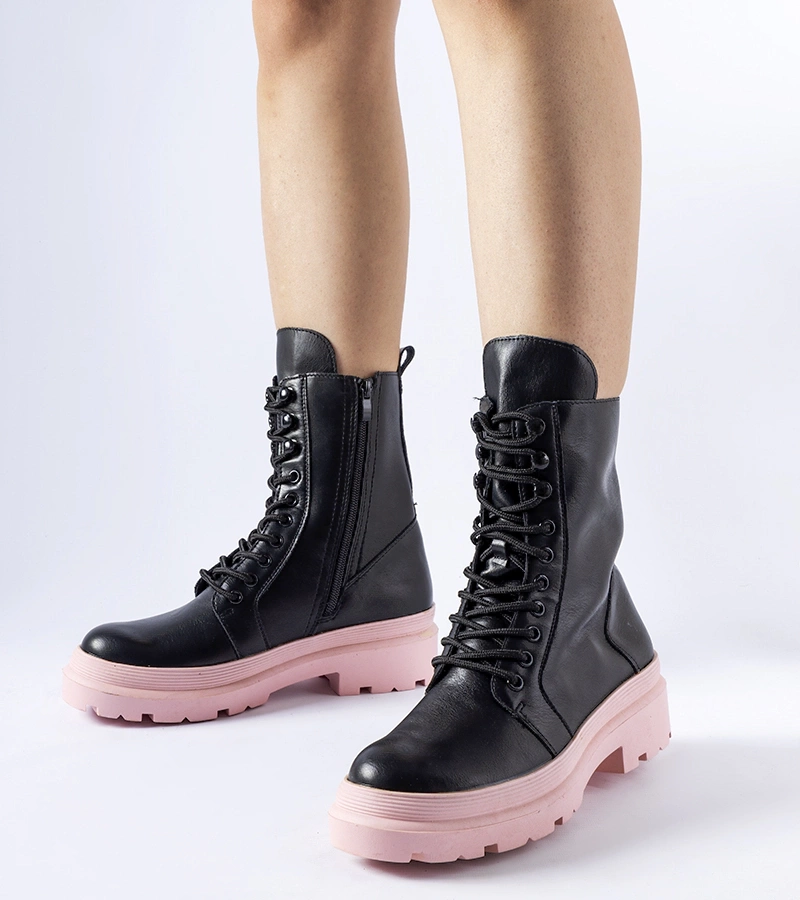 Čierne tenisky s farebnou podrážkou Quennie