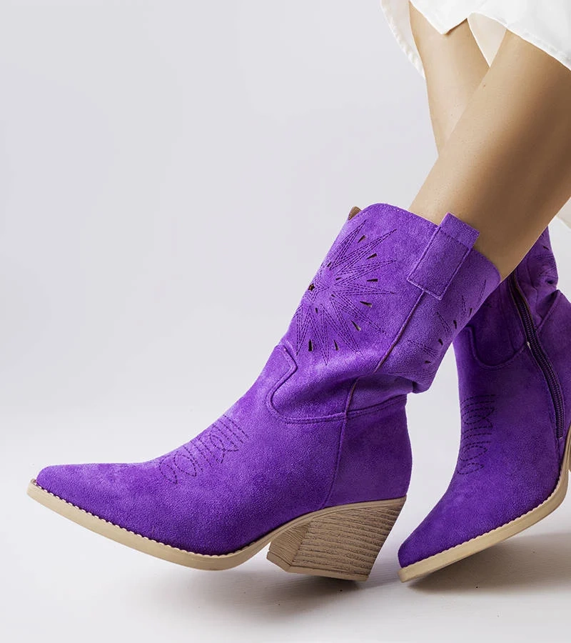 Fialové ažurové kovbojské čižmy Cieco