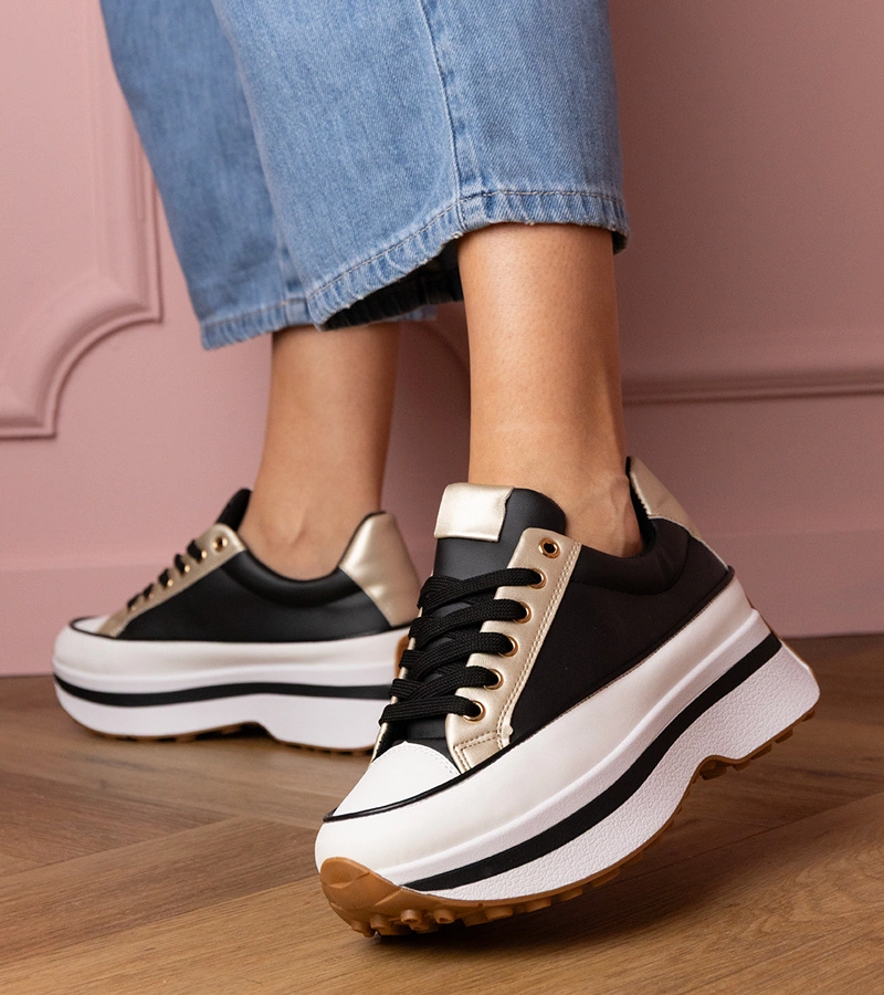 Čierne tenisky na platforme Kerita