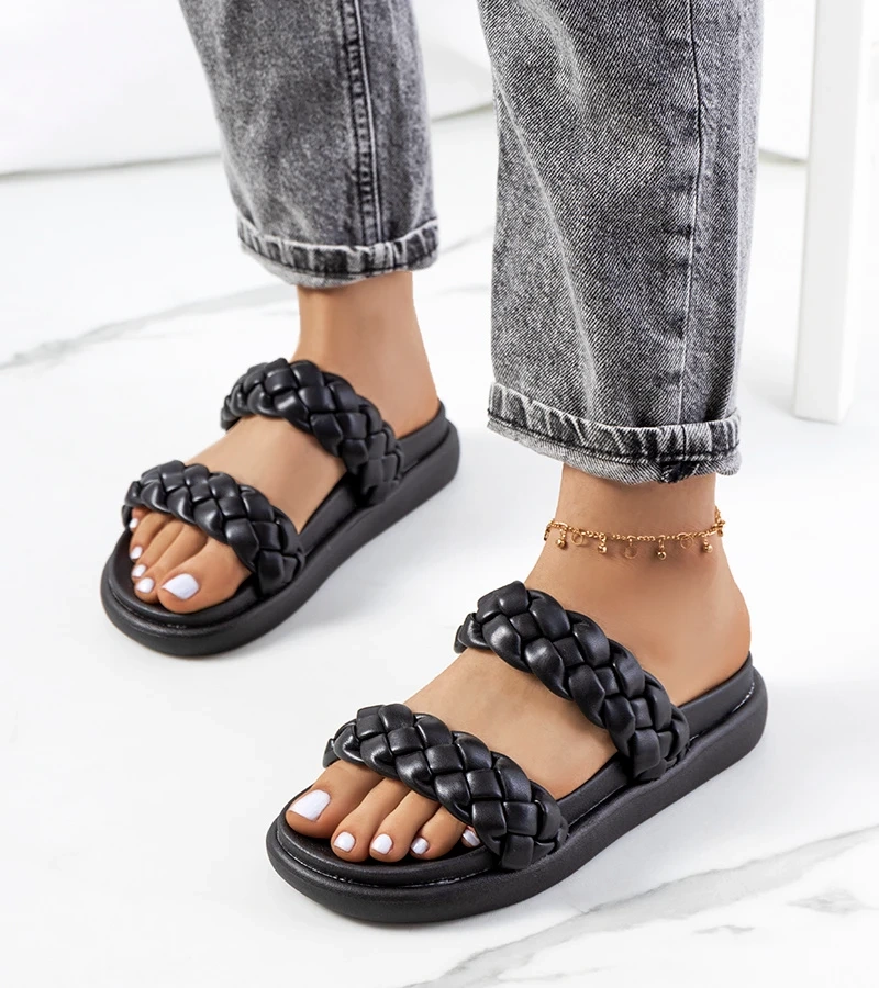 Čierne žabky Angas