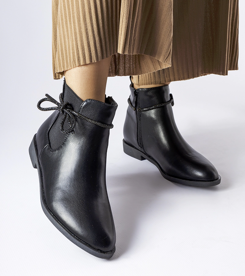 Čierne klasické papuče so zirkónmi Adua